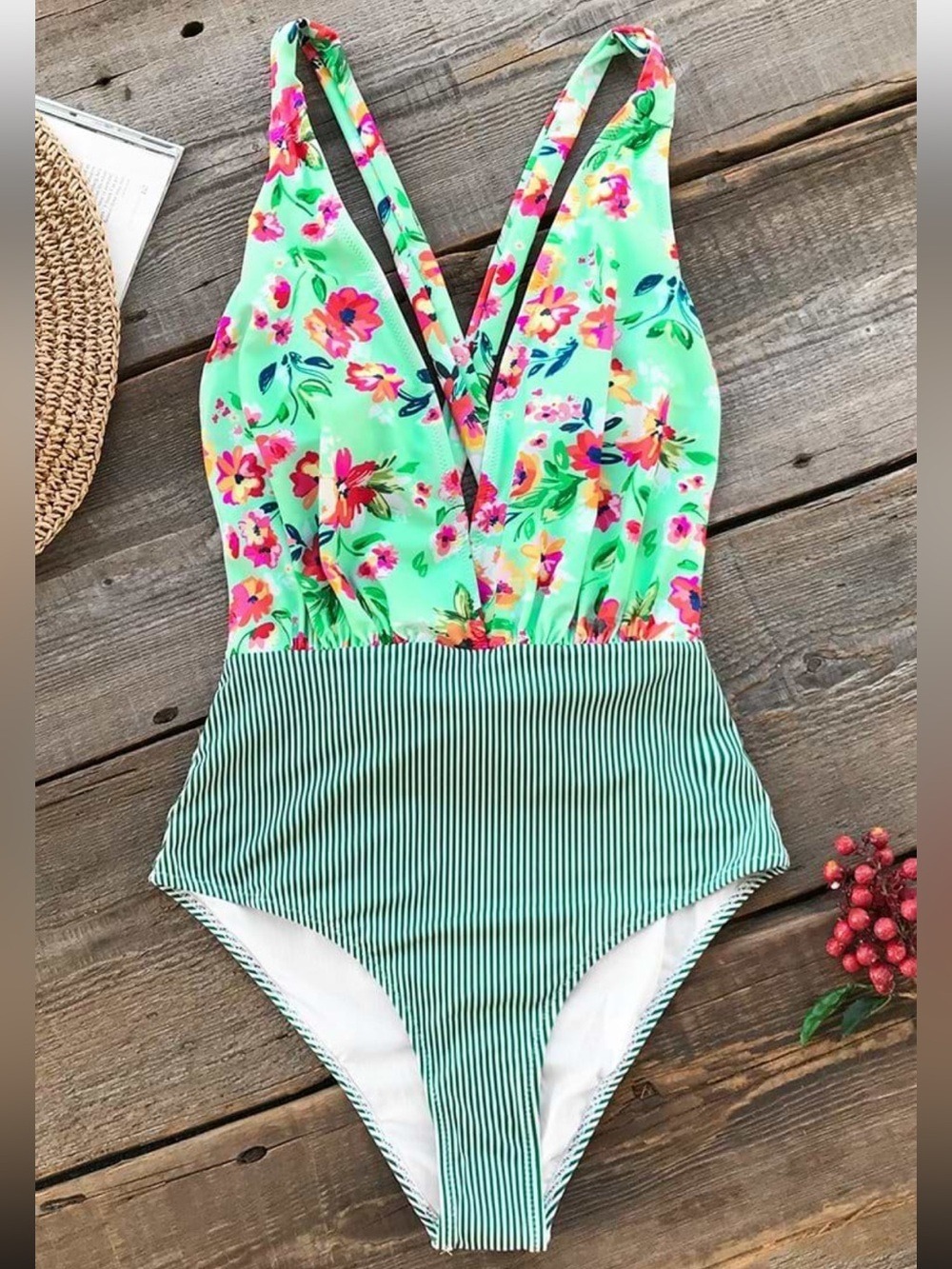 Cupshe Countryside Style Floral Stripe One-piece Halter Tie Plunge Swimsuit, L